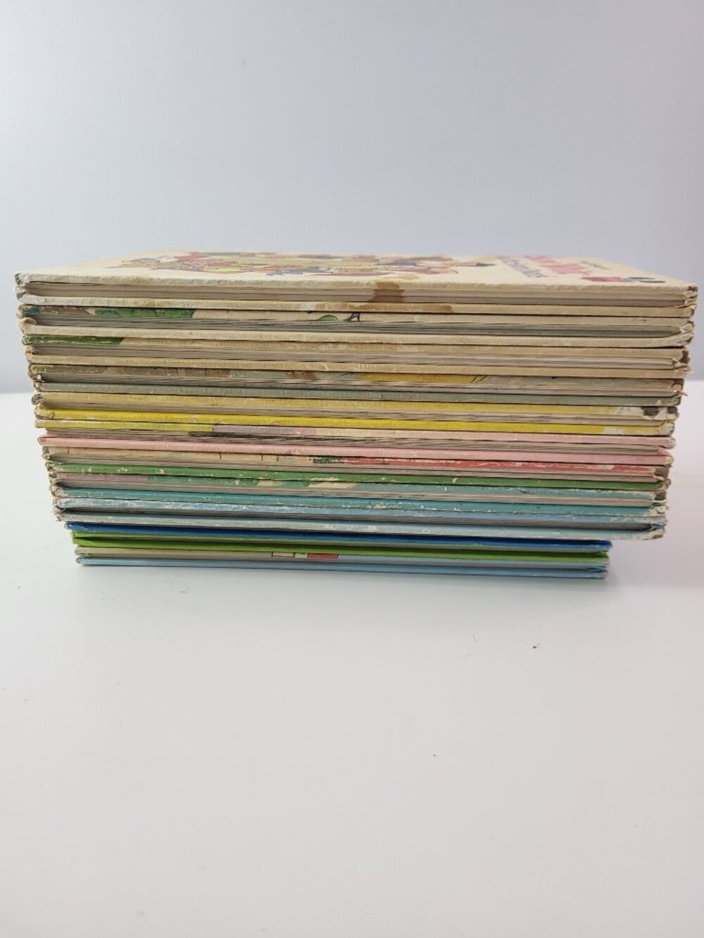 Lot of 12 Vintage Walt Disney's Wonderful World of Reading Children's Books - Picture 8 of 11